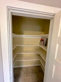 2018 Englewood Ave, Unit B photo'