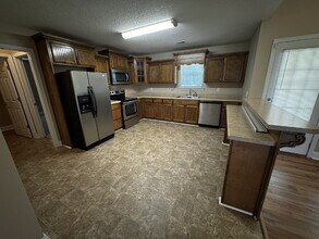 95 Woolard Way NE in Ludowici, GA - Building Photo - Building Photo