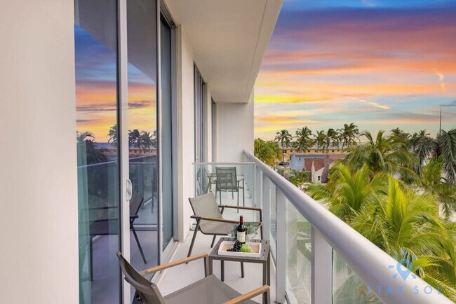 777 N Ocean Dr in Hollywood, FL - Building Photo - Building Photo