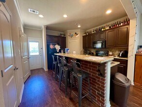BEAUTIFUL 2/2.5 in Gateway Villas! August  in College Station, TX - Building Photo - Building Photo