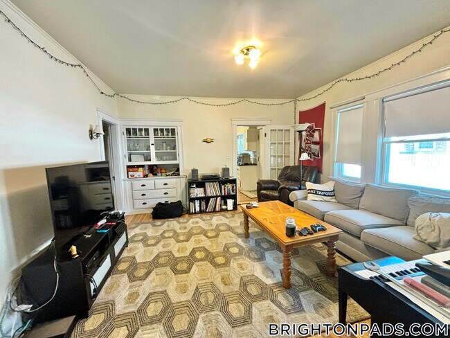 property at 2 Corinne Rd