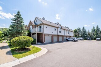 5362 Brookemonte Cir in Oakland Township, MI - Building Photo - Building Photo