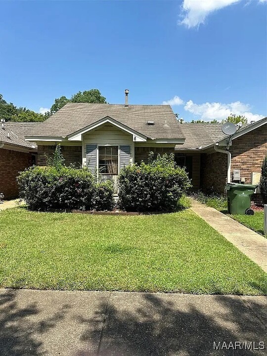 538 Hollow Wood Rd in Montgomery, AL - Building Photo