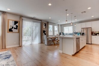 8580 Luse St in Las Vegas, NV - Building Photo - Building Photo