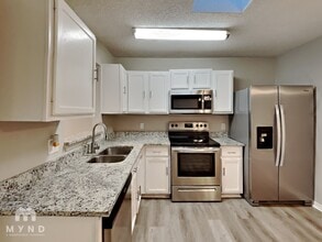 580 Staffordshire Dr in Jacksonville, FL - Building Photo - Building Photo