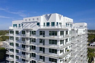 160 16th St N in St. Petersburg, FL - Building Photo