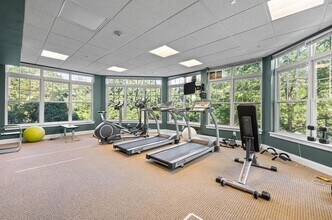 27 Commonwealth Ave in Newton, MA - Building Photo - Building Photo