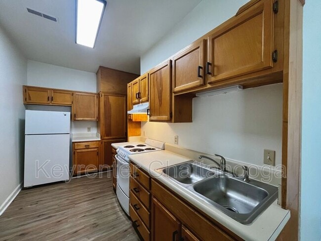 69 E 17th St in Chattanooga, TN - Building Photo - Building Photo