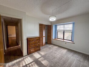233 Swan Lake Dr in Melrose, FL - Building Photo - Building Photo