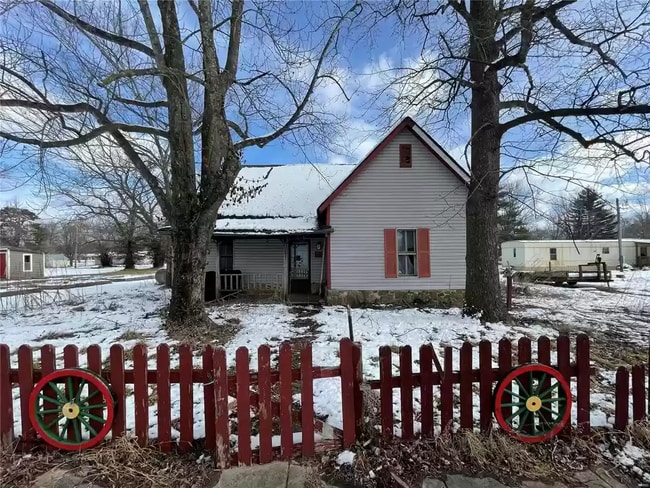 property at 214 Green St