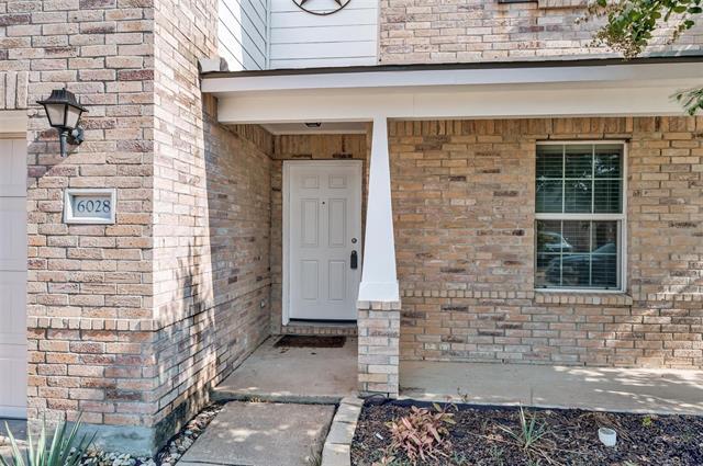 6028 Fantail Dr in Fort Worth, TX - Building Photo - Building Photo