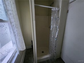 137 W Schuyler St in Oswego, NY - Building Photo - Building Photo