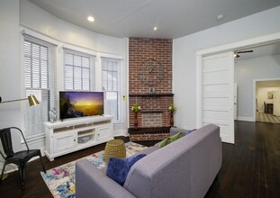 118 Delaware St in San Antonio, TX - Building Photo - Building Photo