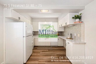 75 S Fremont St NE in Rockford, MI - Building Photo - Building Photo