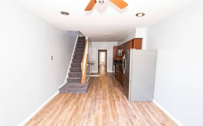property at 618 S Rose St