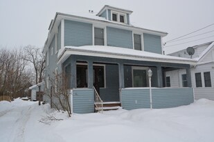 225 Thieme Pl in Utica, NY - Building Photo