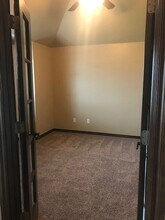 339 Pacific Crest Trail in Edmond, OK - Building Photo - Building Photo