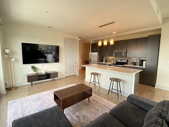 615 W 7th St in Austin, TX - Building Photo - Building Photo