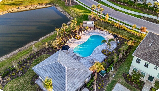 8733 Winter Breeze Wy in Sarasota, FL - Building Photo - Building Photo