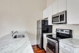 2228 St Andrew St in New Orleans, LA - Building Photo - Building Photo