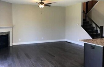 1516 Greyrock Ln in Champaign, IL - Building Photo - Building Photo