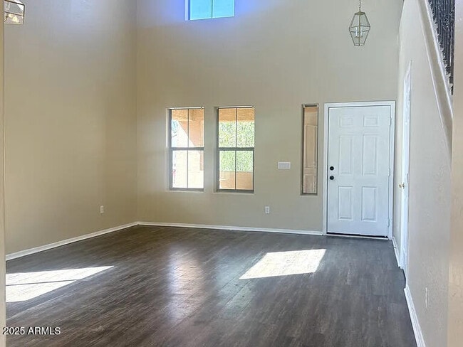 3545 E Crescent Way in Gilbert, AZ - Building Photo - Building Photo