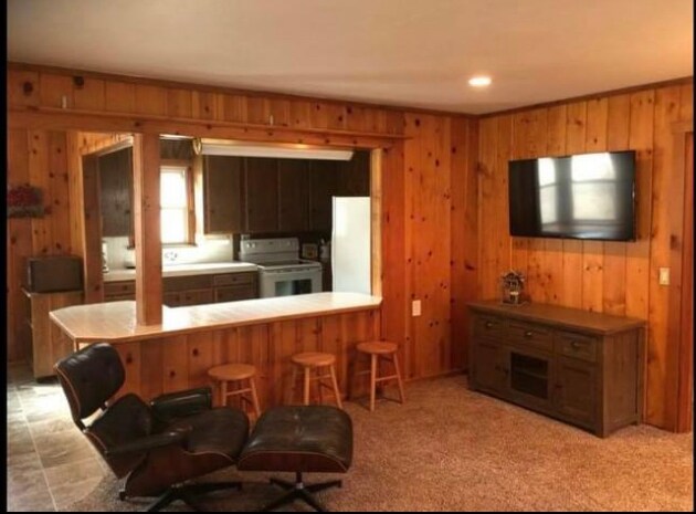 53570 Tollgate Rd in Idyllwild, CA - Building Photo - Building Photo