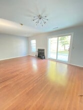 1404 Sara Cir in Port Jefferson Station, NY - Building Photo - Building Photo