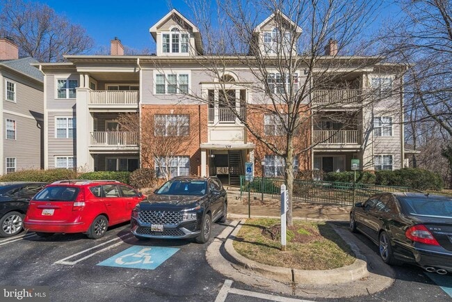property at 109 Timberbrook Ln