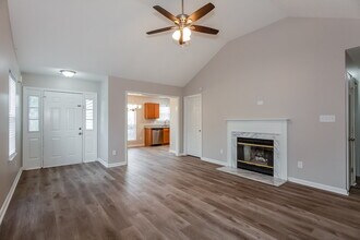 9625 Mary Juan Ln in Charlotte, NC - Building Photo - Building Photo