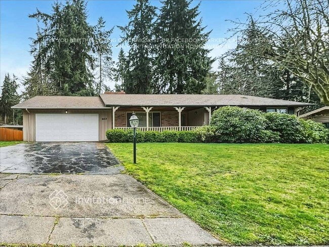 property at 617 S 301st St