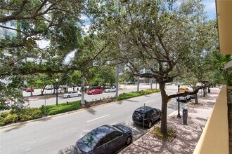 75 Washington Ave in Miami Beach, FL - Building Photo - Building Photo
