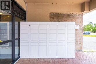 3390 Weston Rd in Toronto, ON - Building Photo - Building Photo