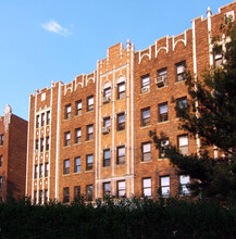 Elmora Towers in Elizabeth, NJ - Foto de edificio - Building Photo