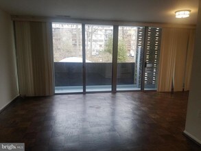 4410 Briarwood Ct N-Unit -28 in Annandale, VA - Building Photo - Building Photo