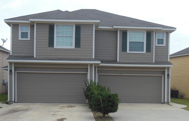 6118 Yorkglen Manor Ln