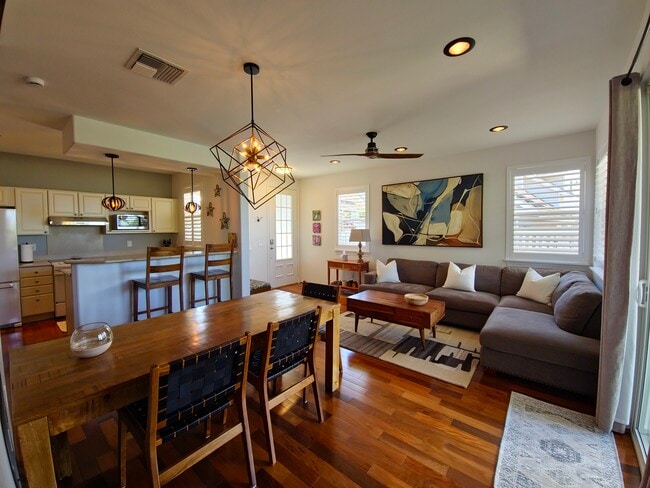 property at 27 Kuinehe Pl