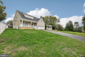 43 Bennett Ave in Westminster, MD - Building Photo - Building Photo