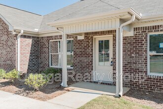 9 Taylor Ct in Lincoln, AL - Building Photo - Building Photo