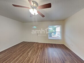 724 E 11th Ave in Mount Dora, FL - Building Photo - Building Photo