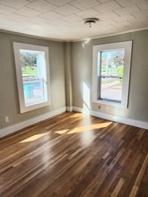 14 Common St in Rochester, NH - Building Photo - Building Photo