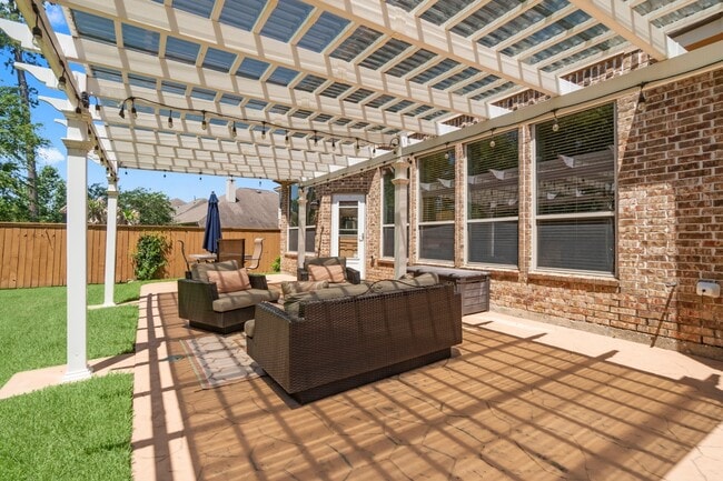 property at 27 N Arrow Canyon Cir