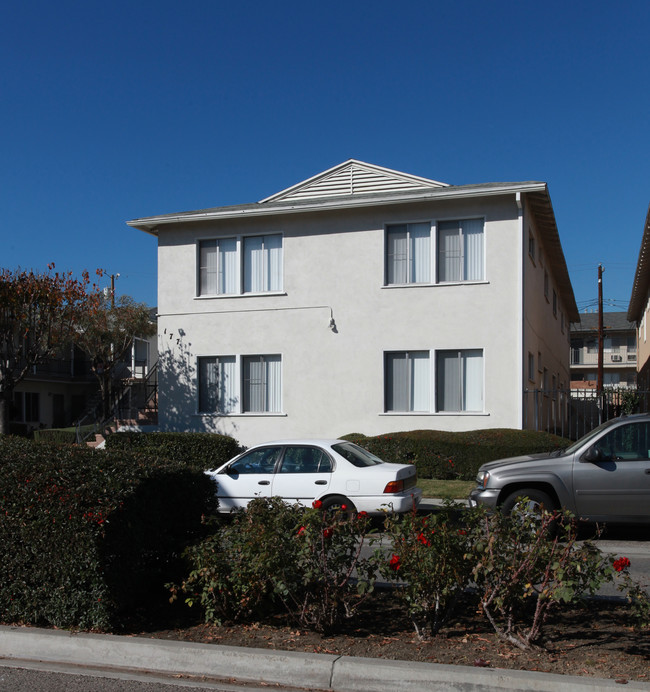 177 W Elmwood Ave in Burbank, CA - Building Photo - Building Photo