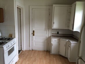 408 Newell St in Waterloo, IA - Building Photo - Building Photo