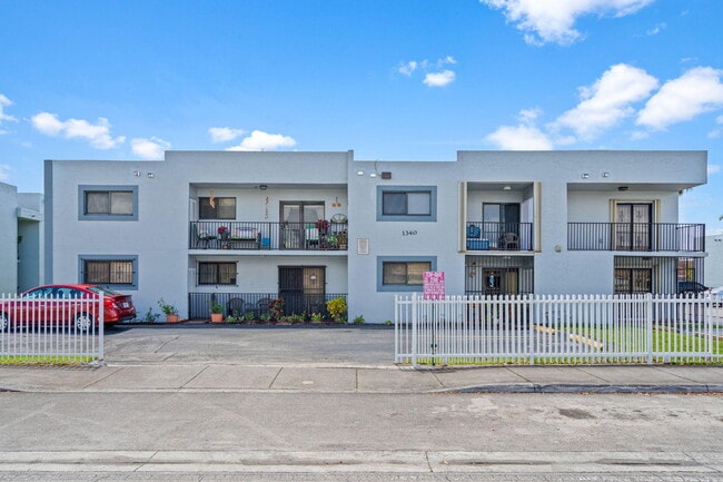 1340 W 41st St in Hialeah, FL - Building Photo - Building Photo