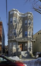 162 Clerk St in Jersey City, NJ - Building Photo - Building Photo