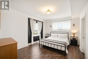 17 Centre St in Orangeville, ON - Building Photo