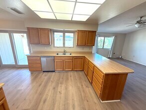 13106 W Paintbrush Dr in Sun City West, AZ - Building Photo - Building Photo
