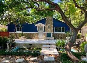 824 35th St in West Palm Beach, FL - Building Photo