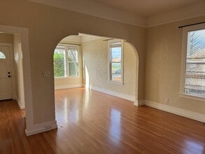 245 Maple St in Salinas, CA - Building Photo - Building Photo